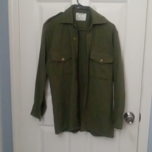 Army green wool button up - Picture 5 of 5